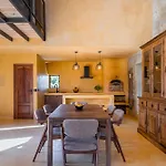 Lemon With Private Indoor Heated Pool - Oporto Lemon Farm, Near Porto Valpedre
