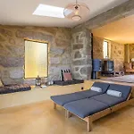 Villa Lemon With Private Indoor Heated Pool - Oporto Lemon Farm, Near Porto Valpedre
