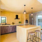 Lemon With Private Indoor Heated Pool - Oporto Lemon Farm, Near Porto