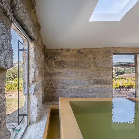 Lemon With Private Indoor Heated Pool - Oporto Lemon Farm, Near Porto