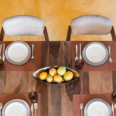 Willa Lemon With Private Indoor Heated Pool - Oporto Lemon Farm, Near Porto Valpedre