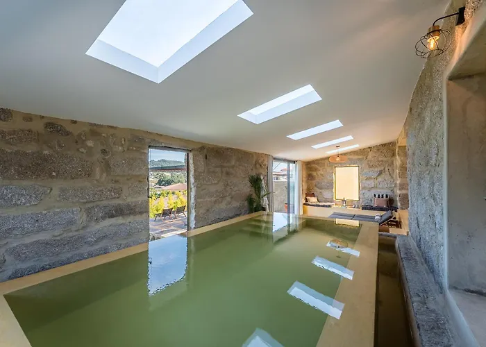 Lemon With Private Indoor Heated Pool - Oporto Lemon Farm, Near Porto 别墅